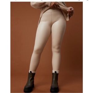 OFFLINE By Aerie Real Luxe Faux Leather Leggings Cream NWT Medium
